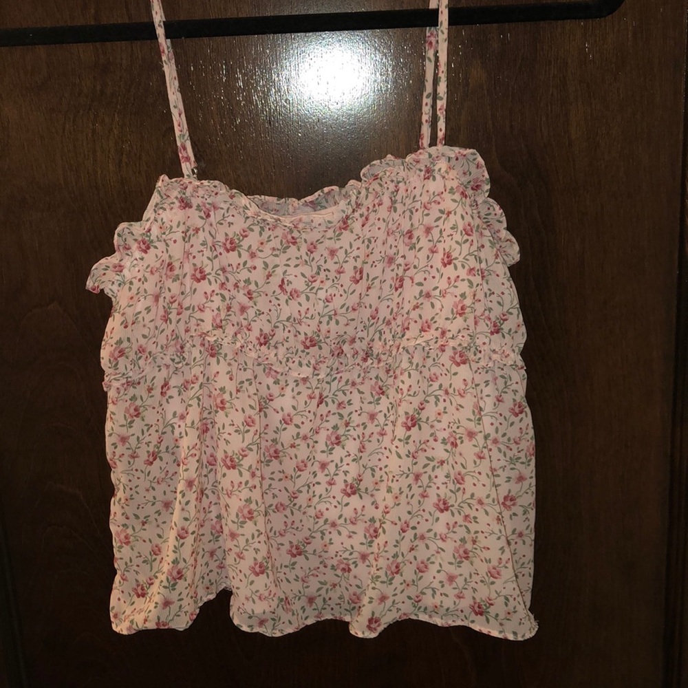Light pink floral crop top